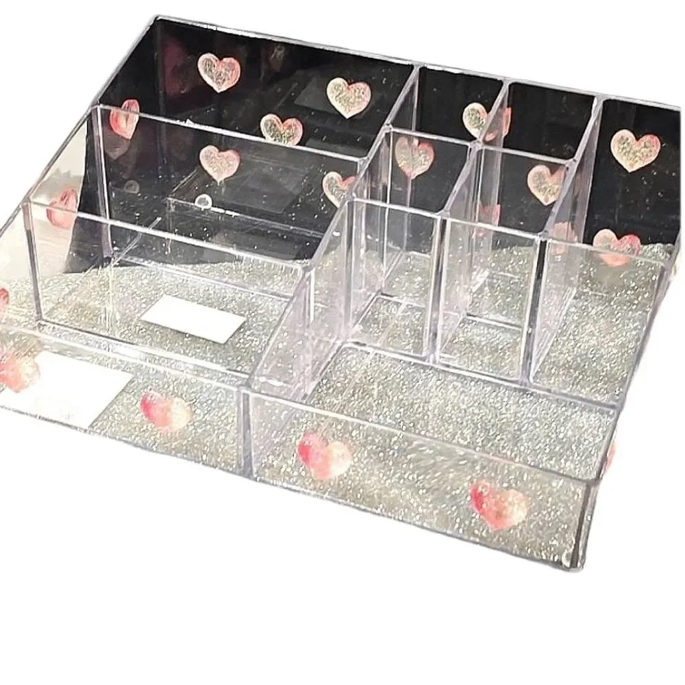 At Home Clear 3D Heart-Patterned Sectioned Cosmetic‎ Organizer